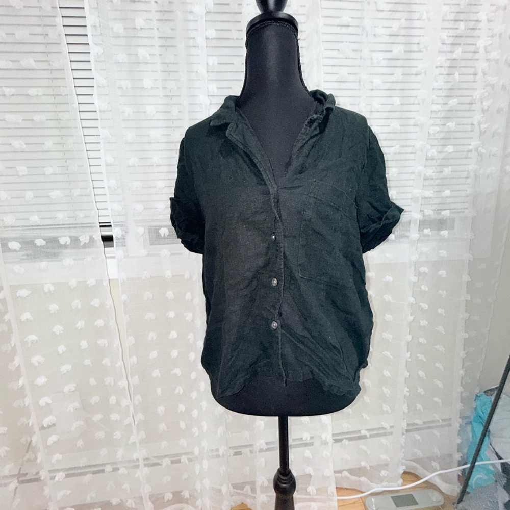 Black Button down linen shirt large